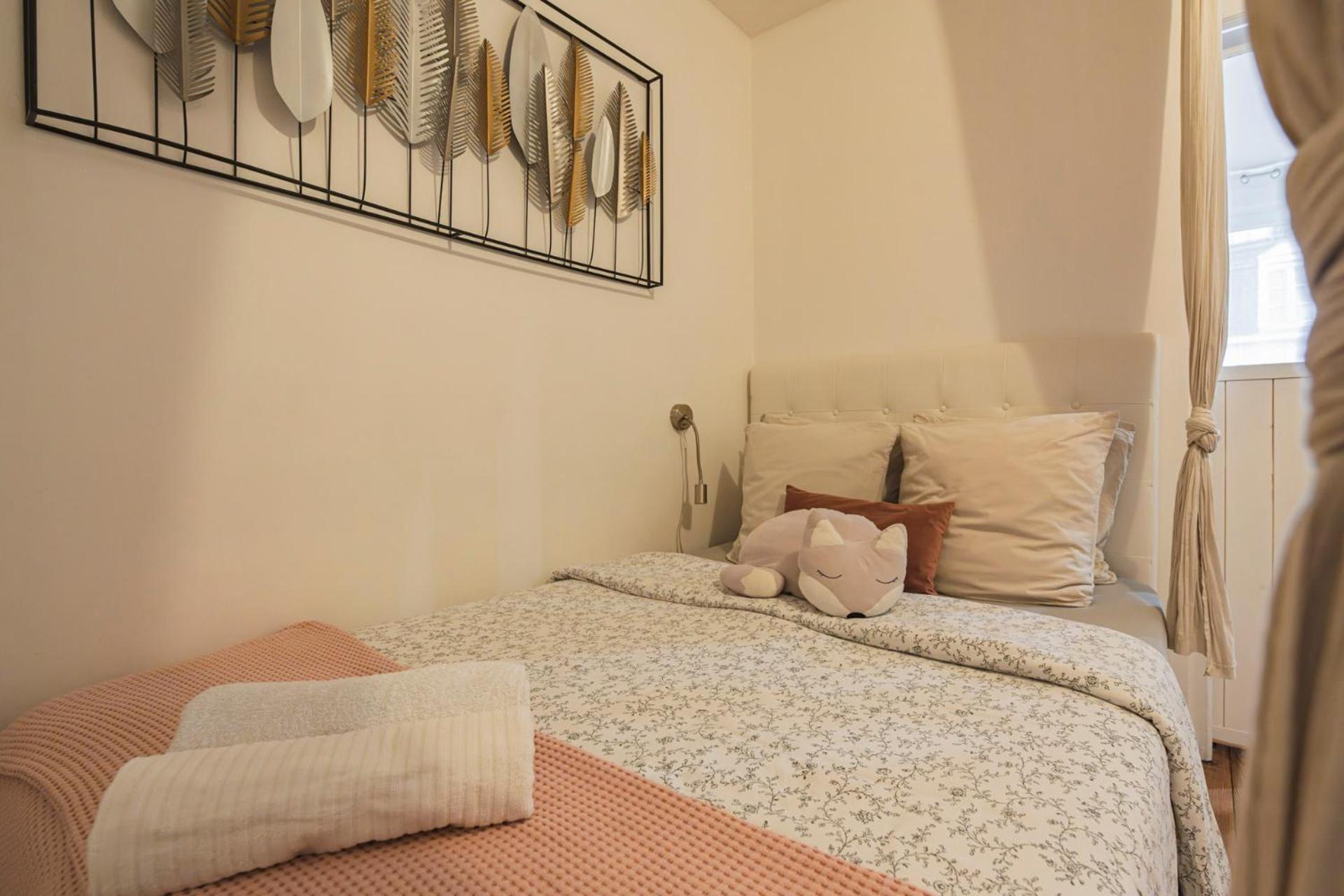 Appartement Cosy Proche Cathedrale Reims Exterior photo